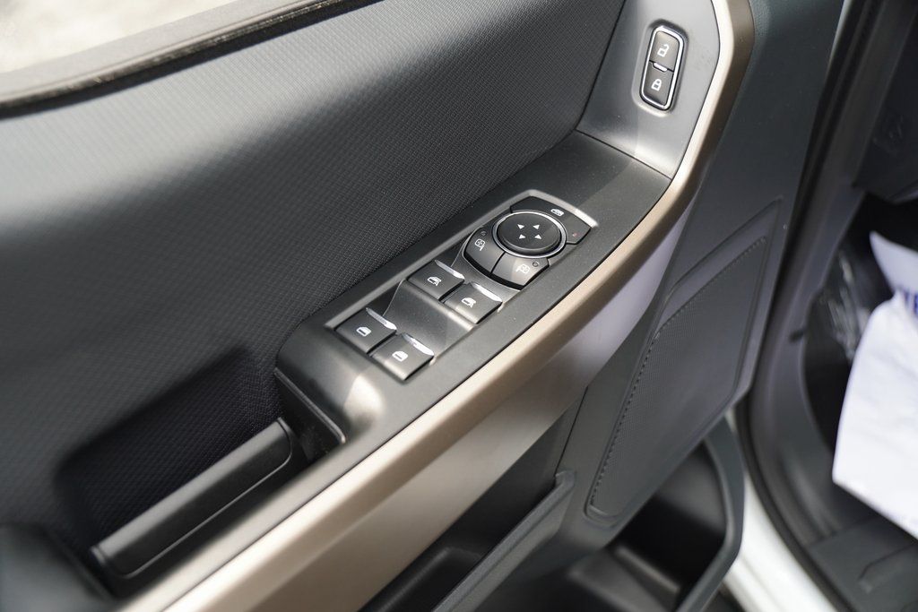 2025 Ford F-150 STX photo 11