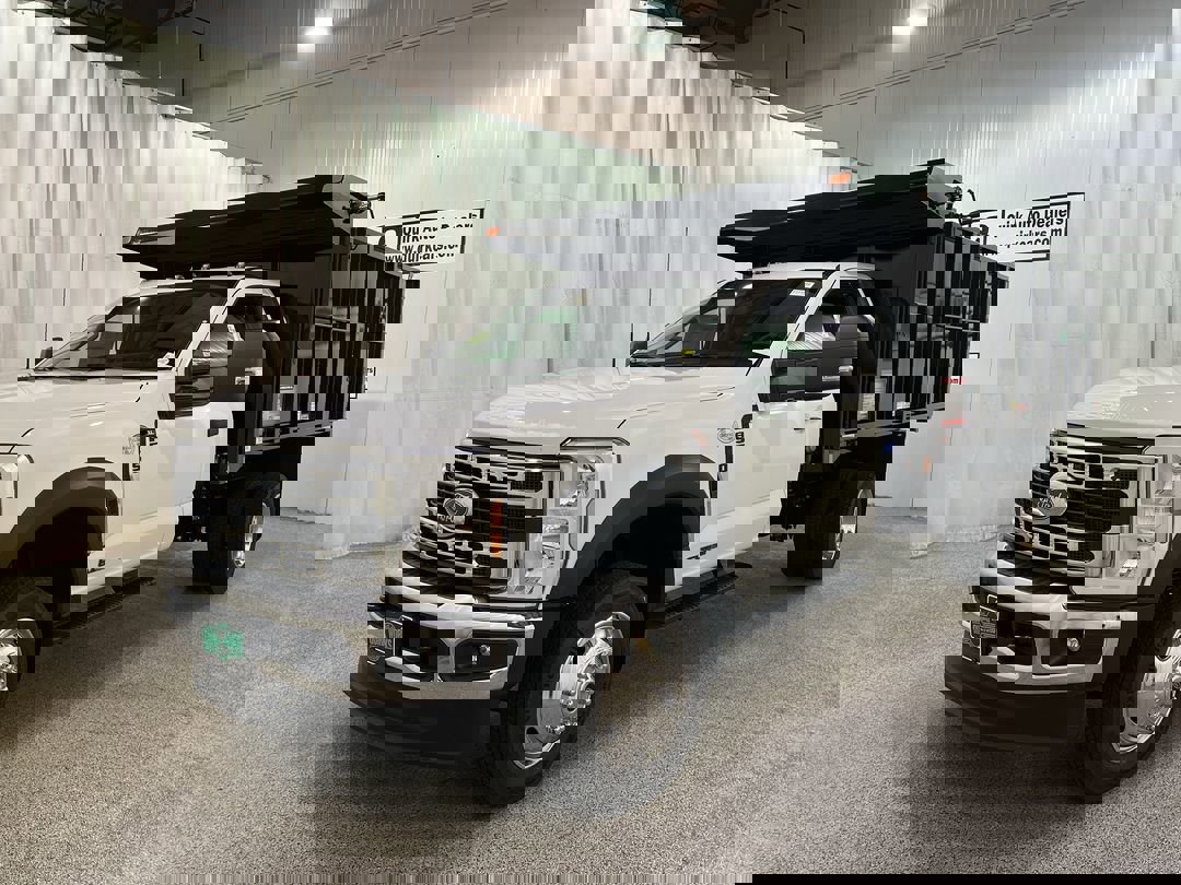 2025 Ford F-550 XL photo 3