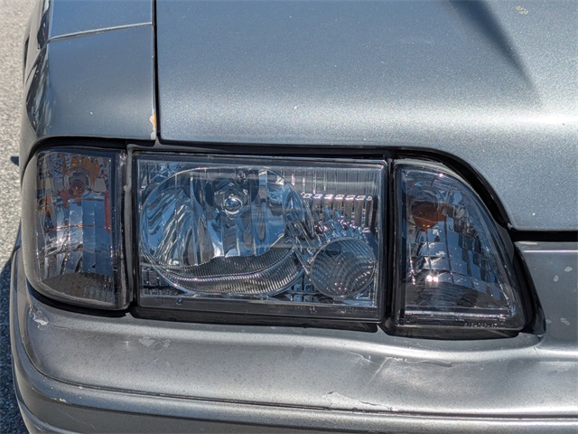 1989 Ford Mustang GT photo 9