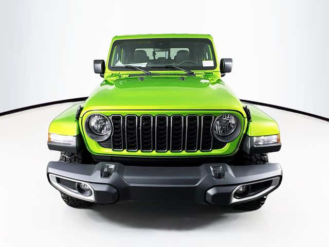 2025 Jeep Gladiator Sport photo 2