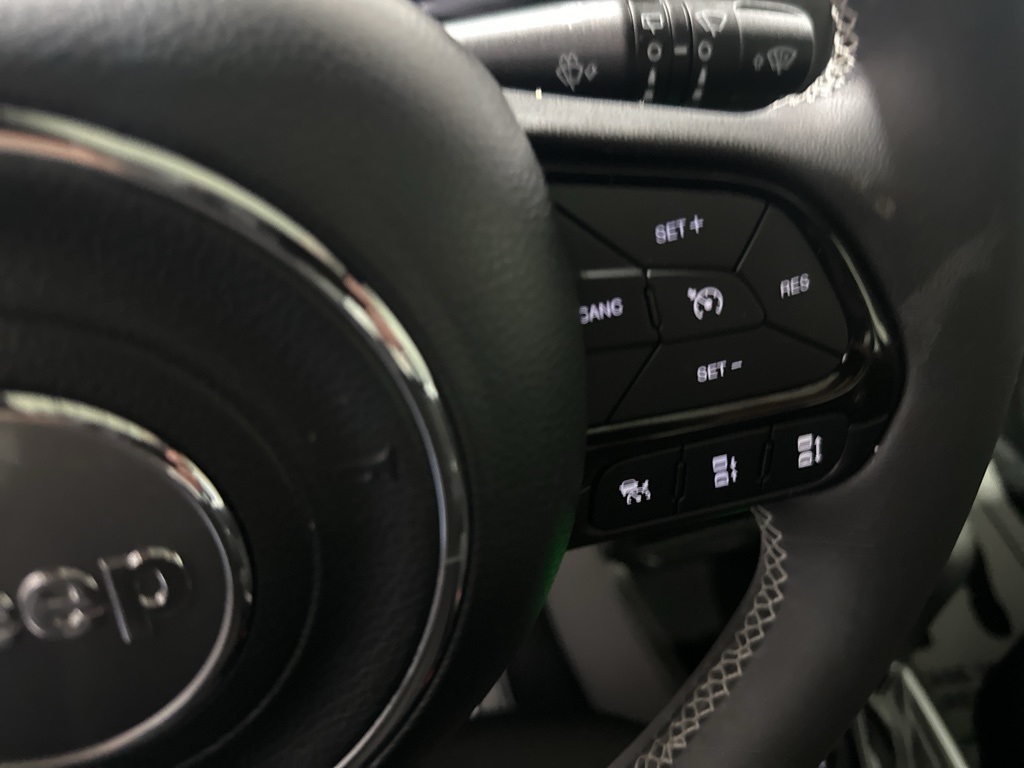 2021 Jeep Renegade Latitude photo 20