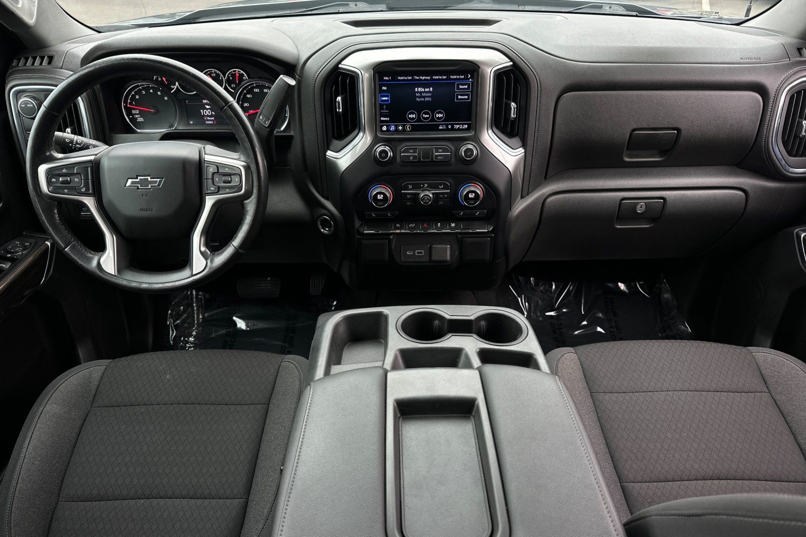 2021 Chevrolet Silverado 1500 RST photo 4