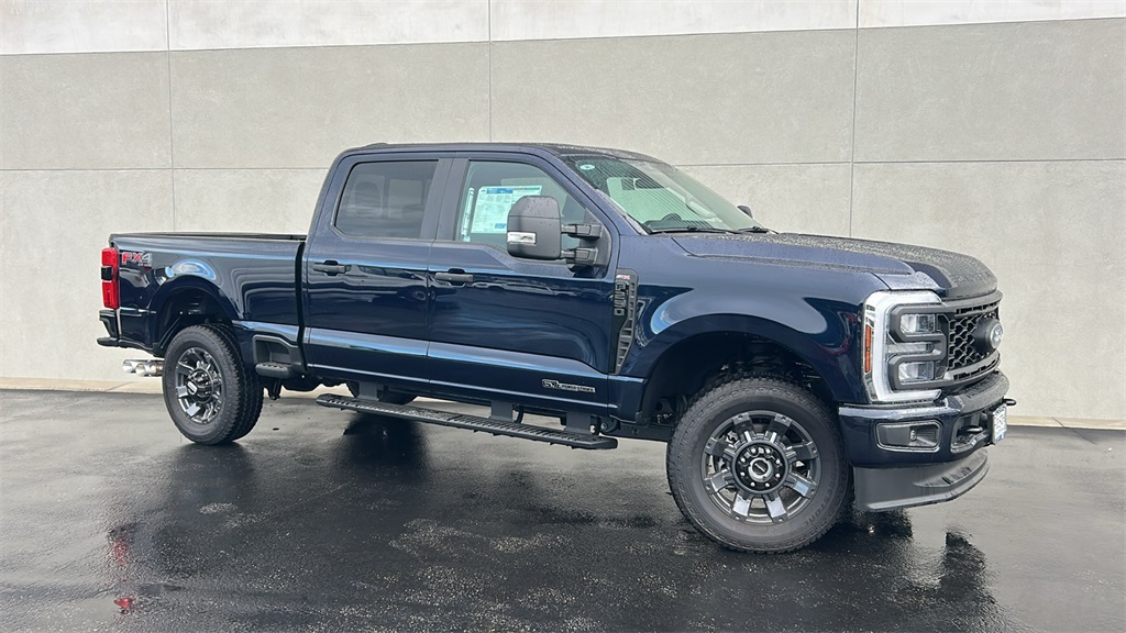 2025 Ford F-250 Super Duty XL's photo