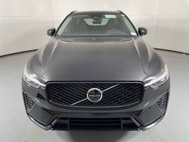 2026 Volvo XC60 photo 3