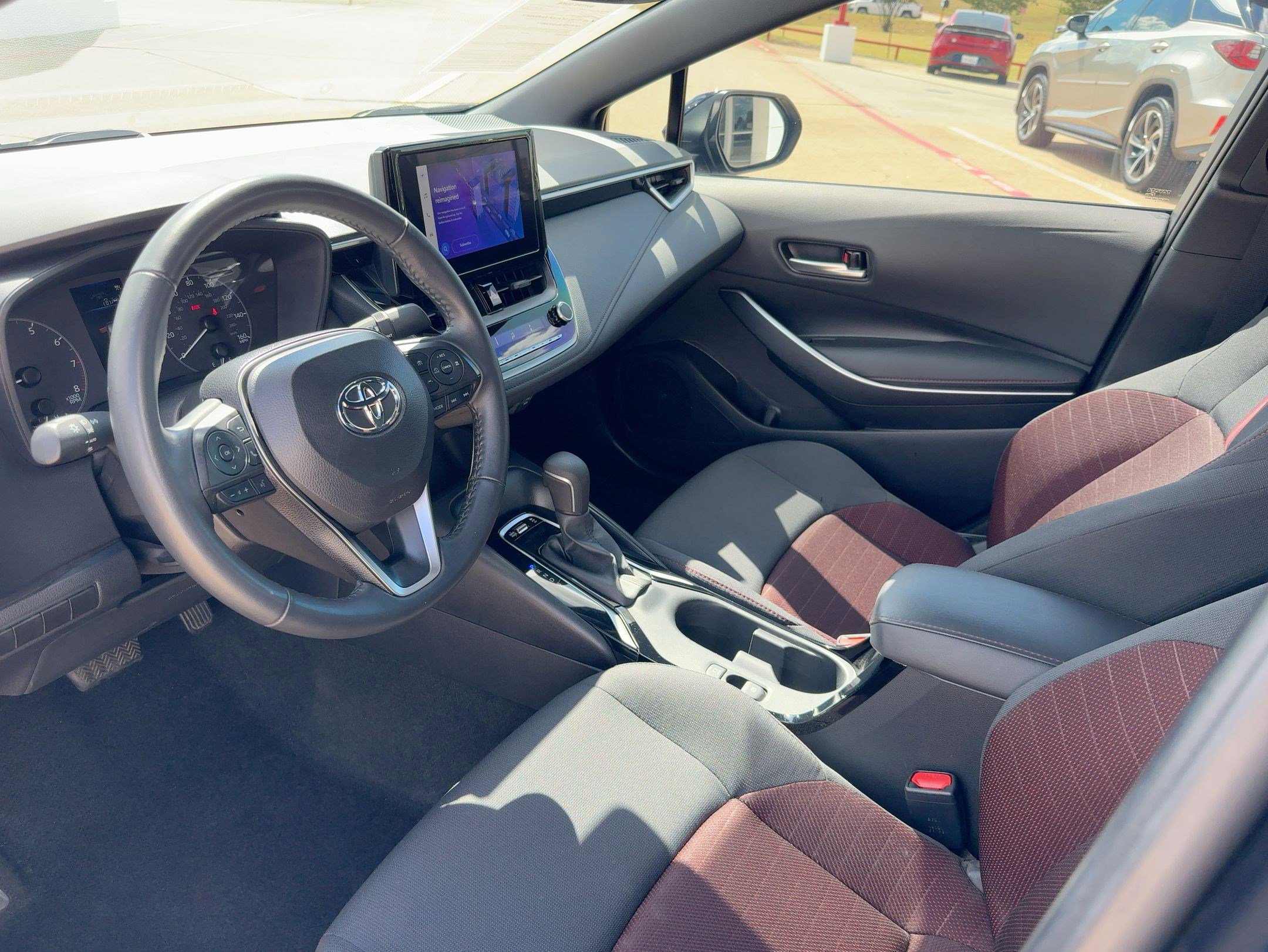 2024 Toyota Corolla SE photo 3