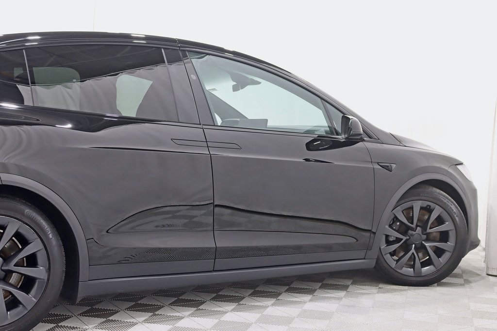2023 Tesla Model X photo 10