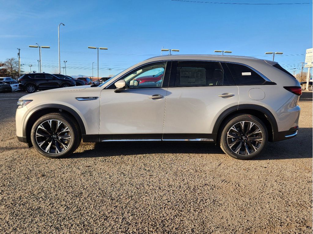 2025 Mazda CX-90 Premium Plus photo 2