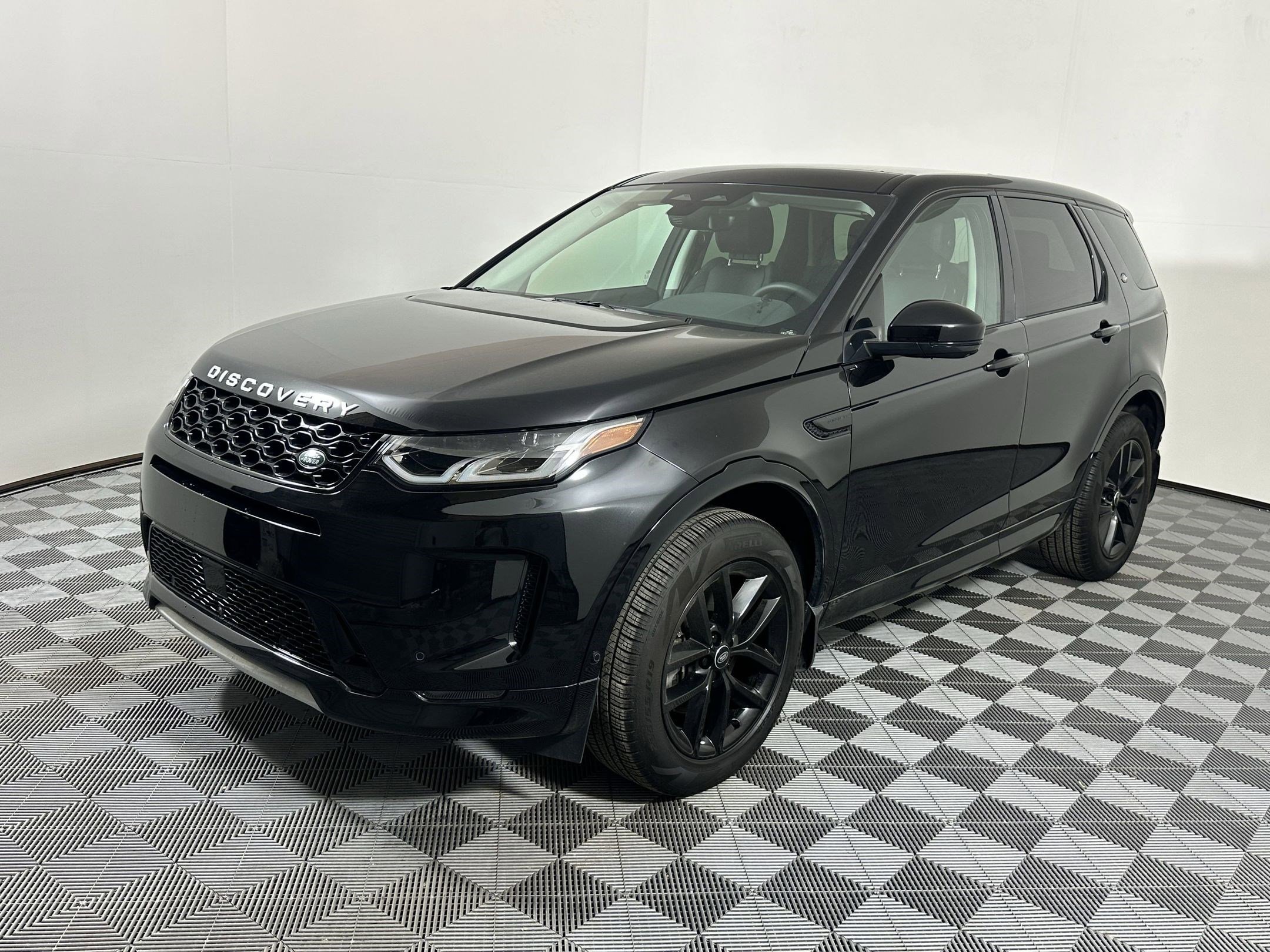 2025 Land Rover Discovery Sport S