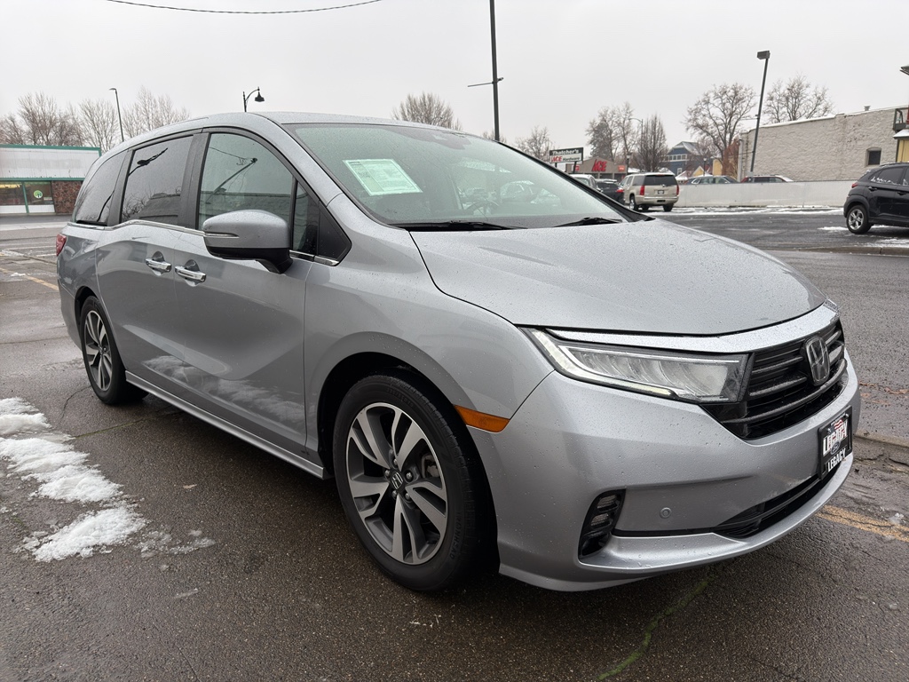 2023 Honda Odyssey Touring's photo