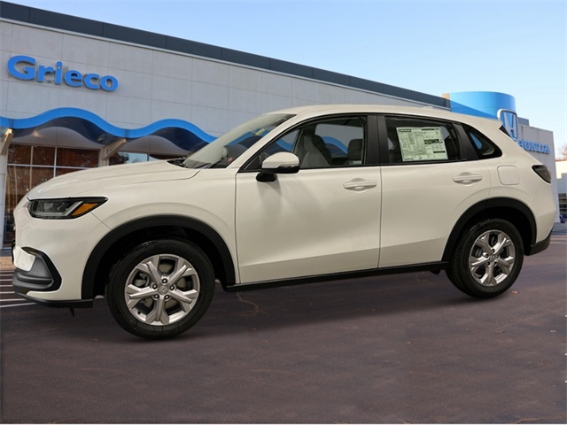 2025 Honda HR-V LX photo 2