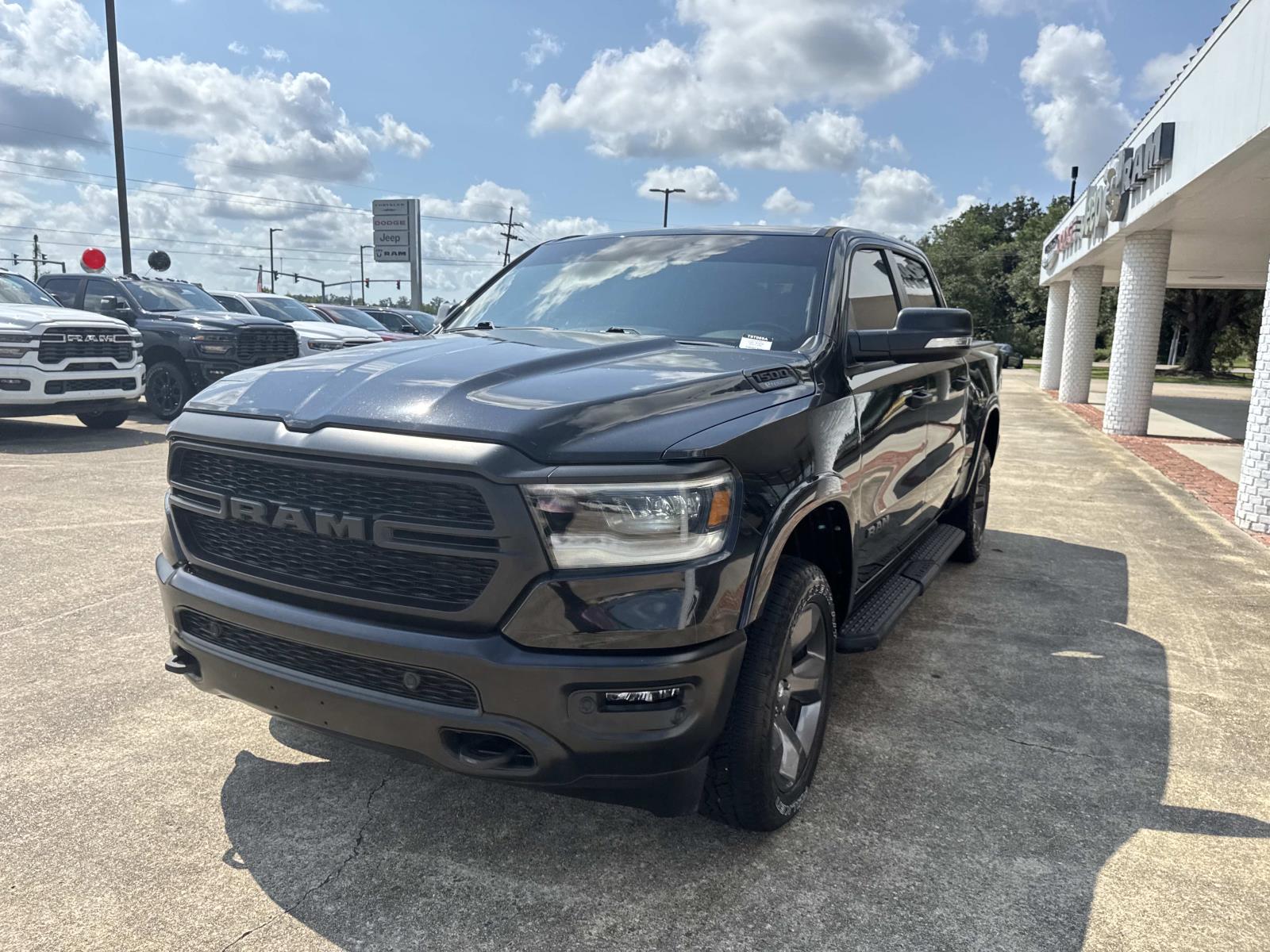 2022 Ram 1500 Big Horn photo 3