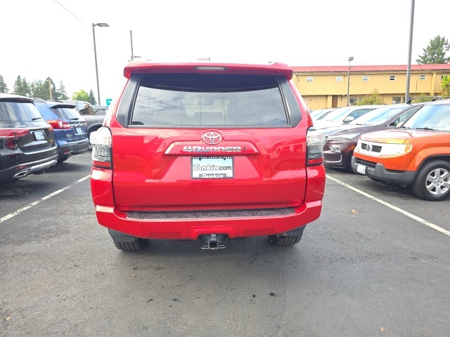 2022 Toyota 4Runner SR5 photo 6