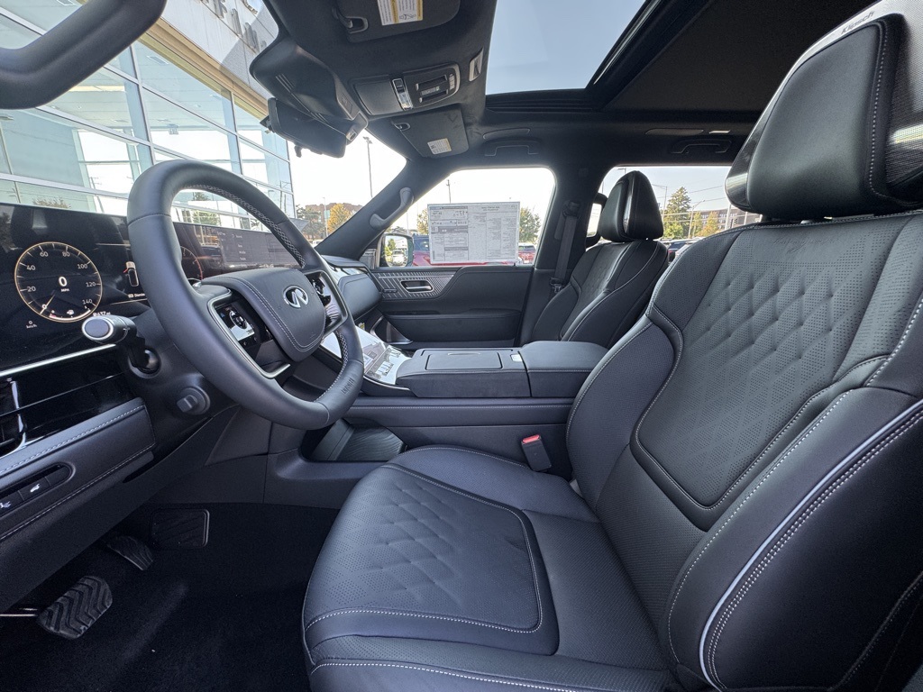 2026 Infiniti QX80 photo 11