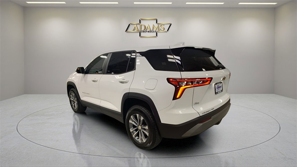 2026 Chevrolet Equinox LT photo 4
