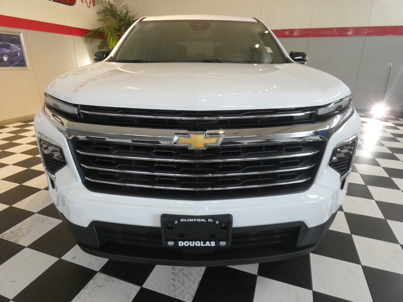 2025 Chevrolet Traverse 1LT photo 2