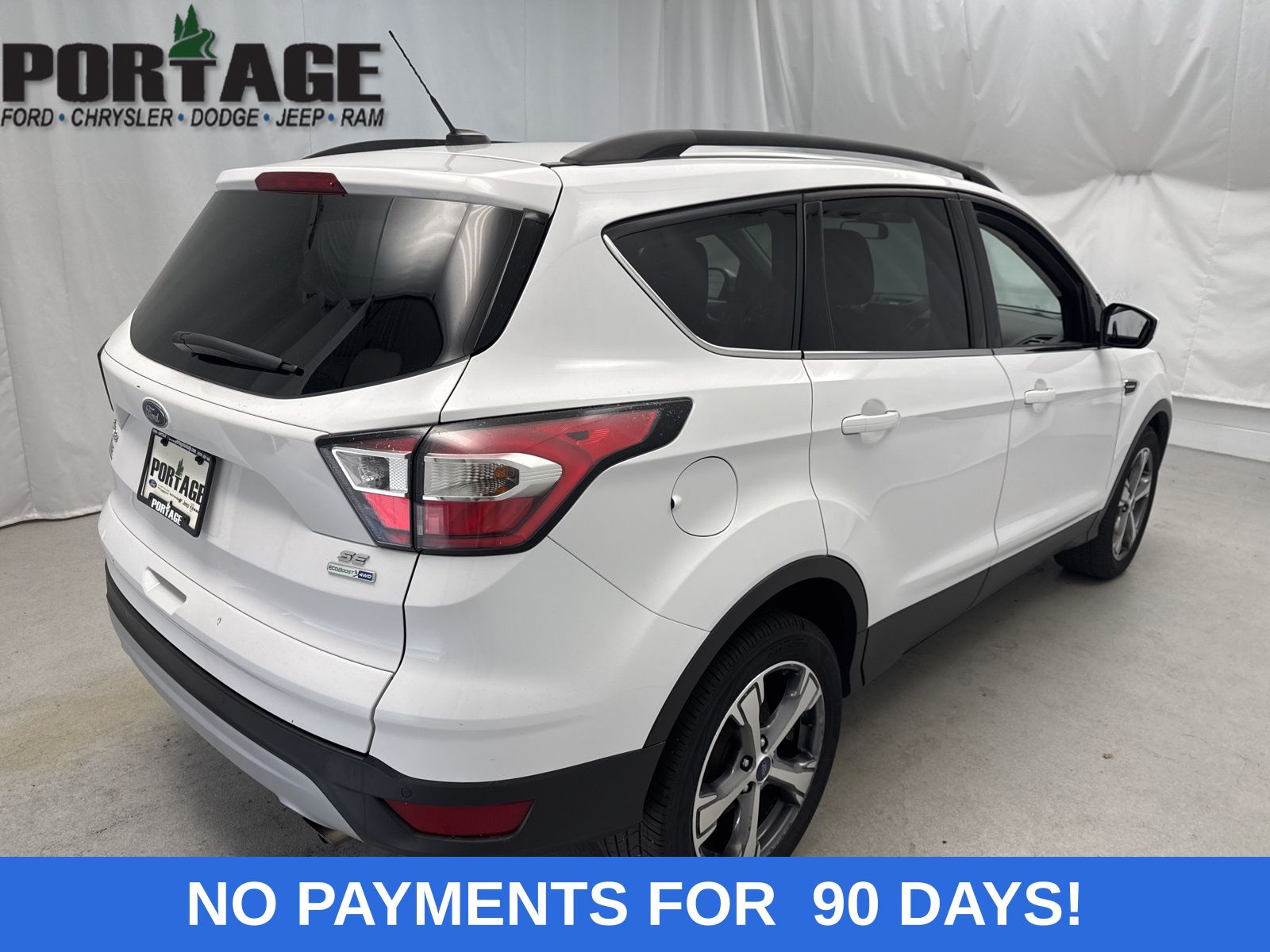 2017 Ford Escape SE photo 2
