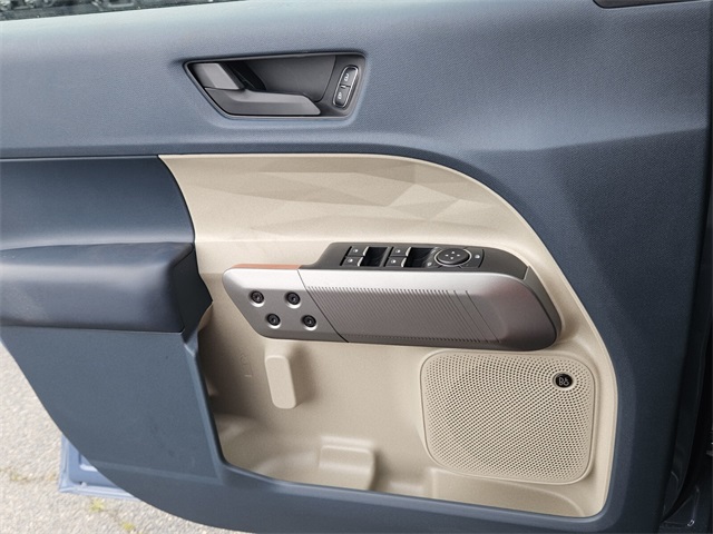 2025 Ford Maverick Lariat photo 25