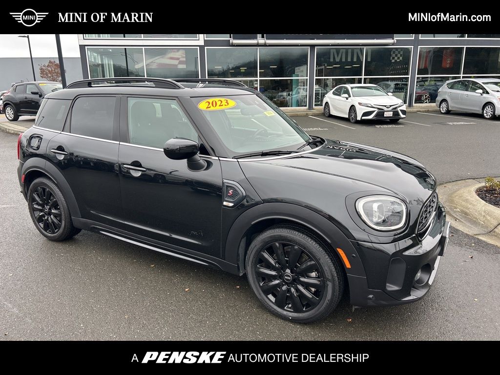 2023 MINI Countryman S's photo