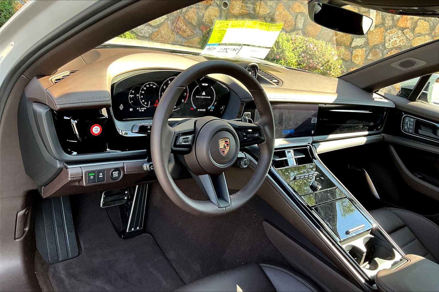 2026 Porsche Panamera 4S E-Hybrid photo 4