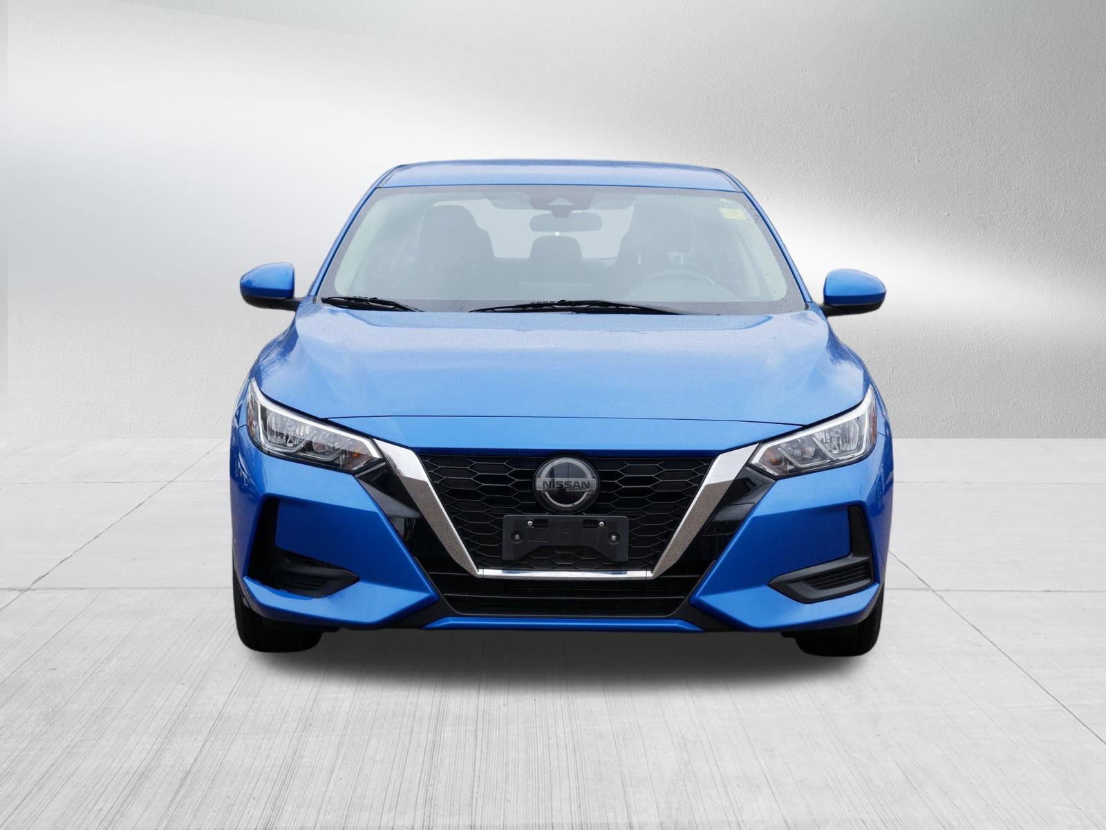 2022 Nissan Sentra SV photo 2