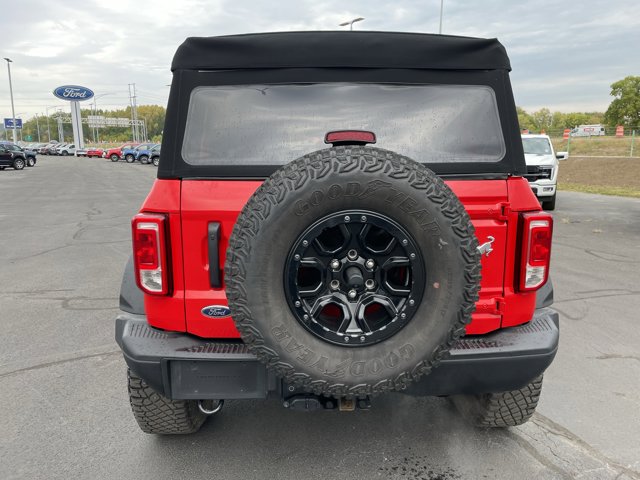 2024 Ford Bronco Black Diamond photo 5