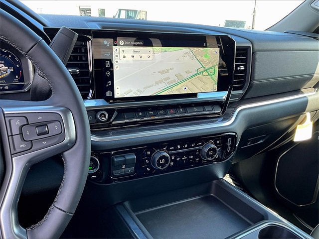 2025 Chevrolet Silverado 2500HD LTZ photo 11