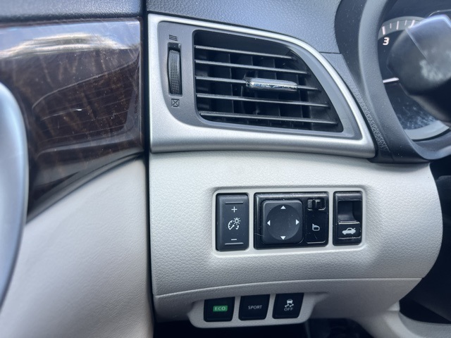 2015 Nissan Sentra SL photo 20