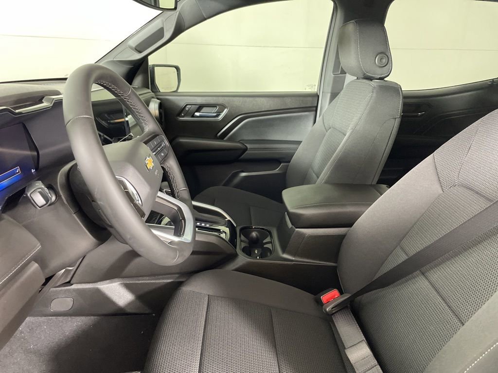 2026 Chevrolet Colorado LT photo 18