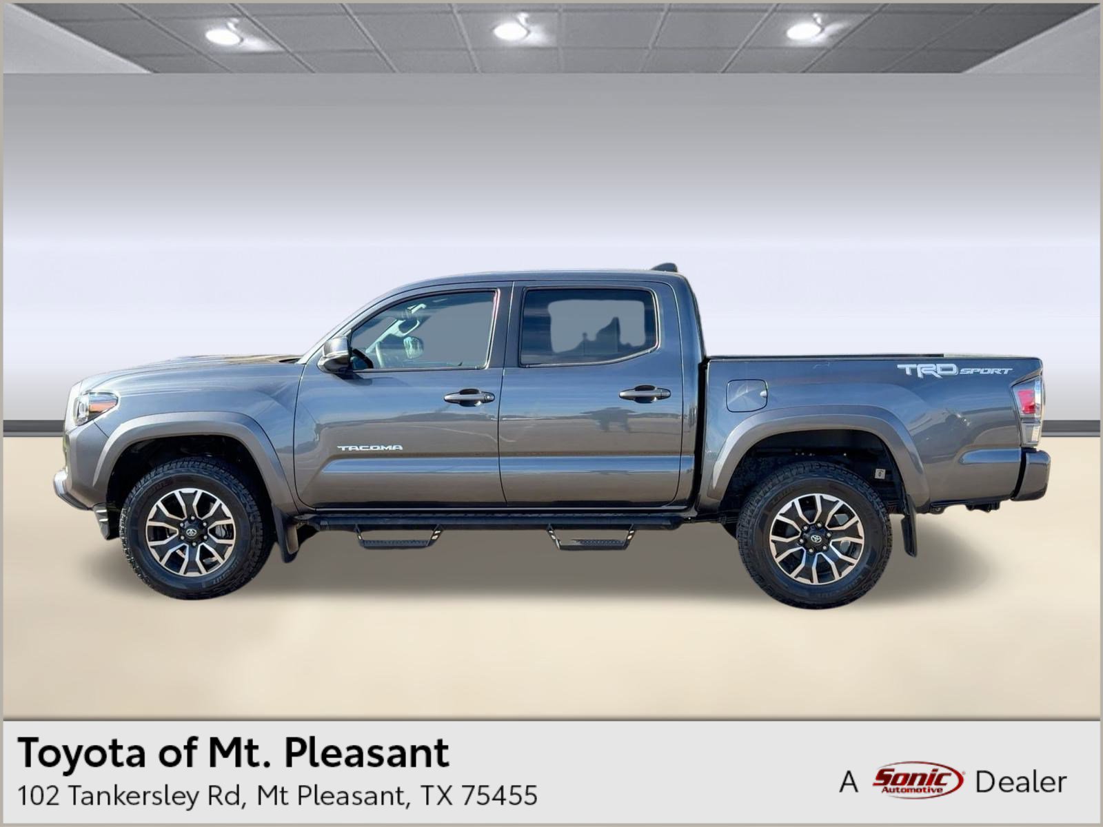 2022 Toyota Tacoma TRD Sport's photo