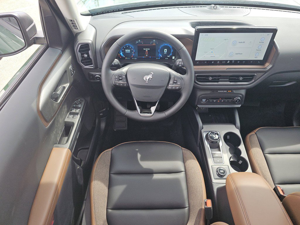 2025 Ford Bronco Sport Outer Banks photo 4