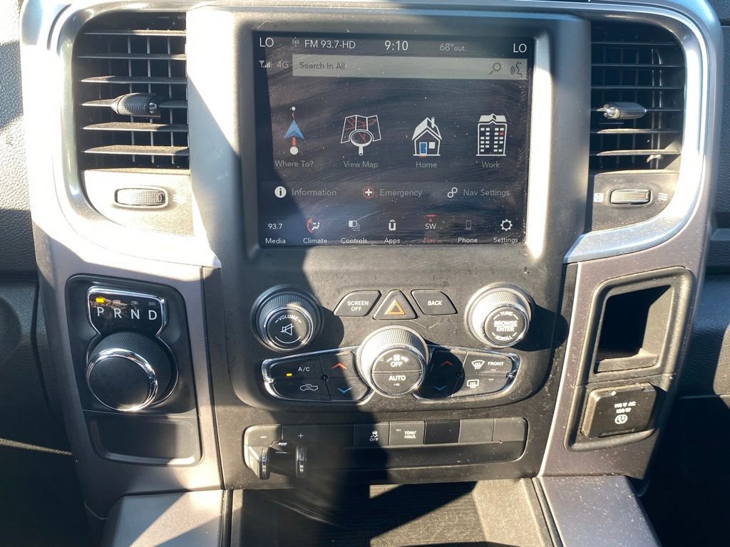 2023 Ram 1500 Classic SLT photo 19