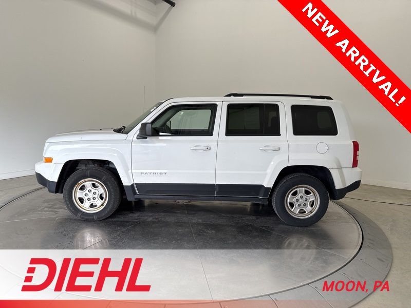 2016 Jeep Patriot Sport photo 2