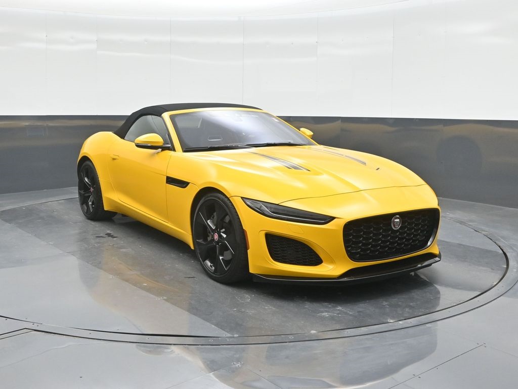2021 Jaguar F-TYPE P300 photo 4