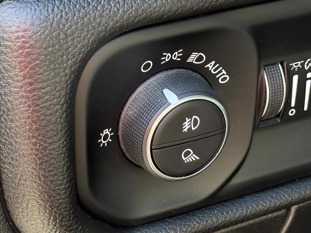 2025 Ram 1500 Laramie photo 18
