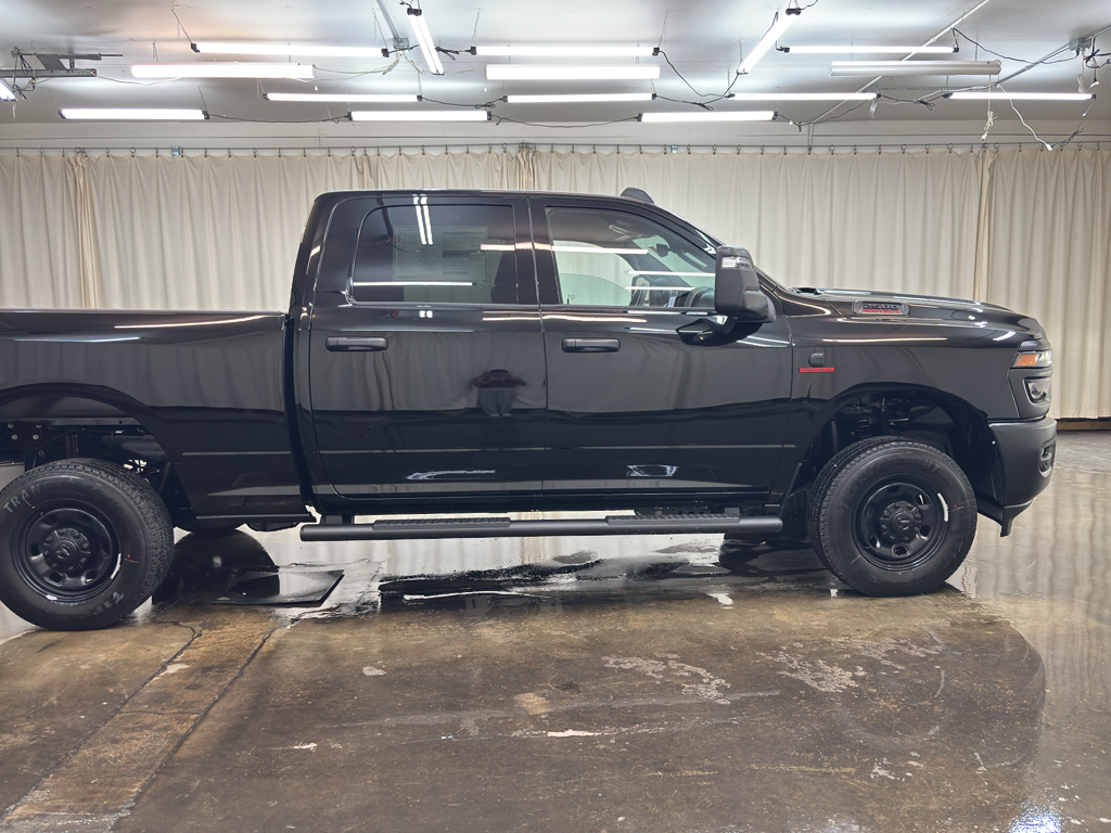 2025 Ram 2500 Tradesman photo 3