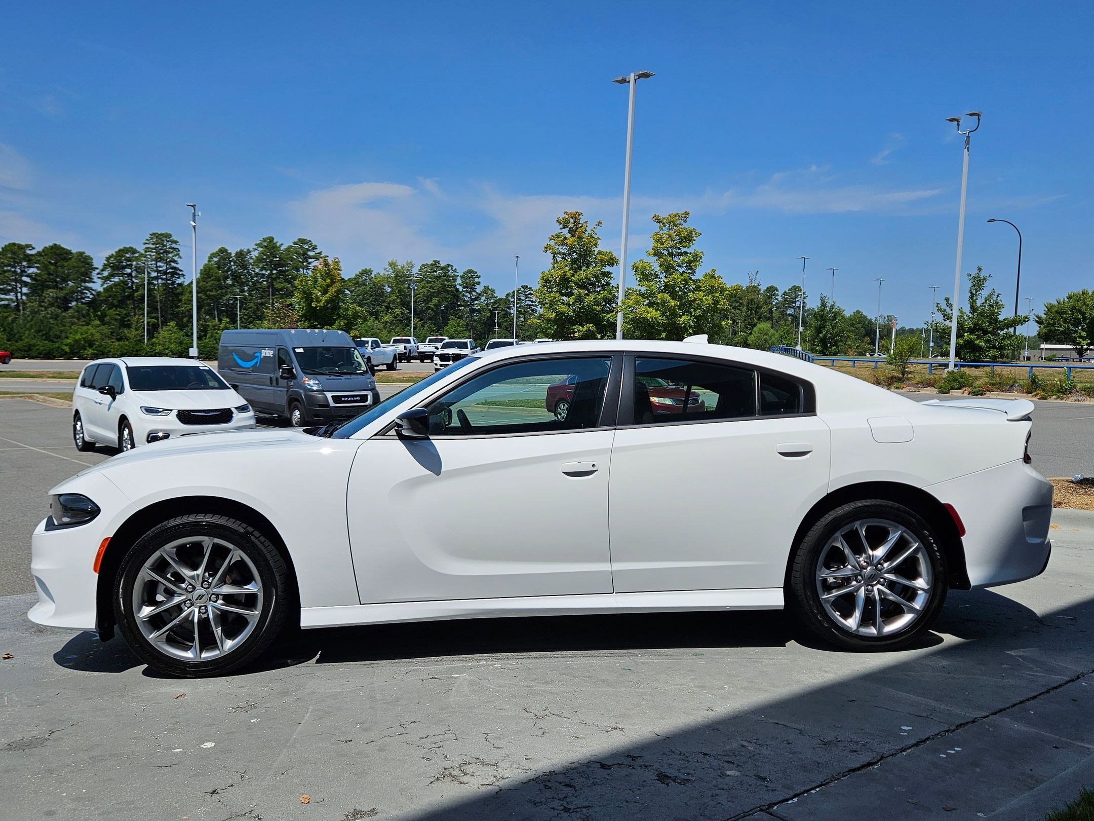 2023 Dodge Charger GT photo 4