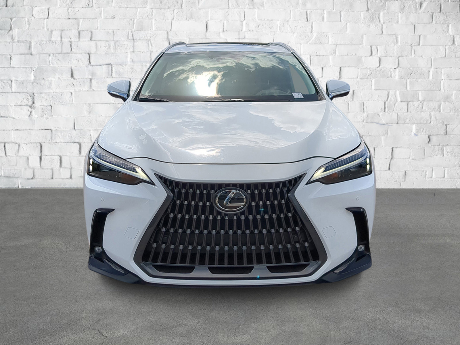 2026 Lexus NX 350 Premium photo 2