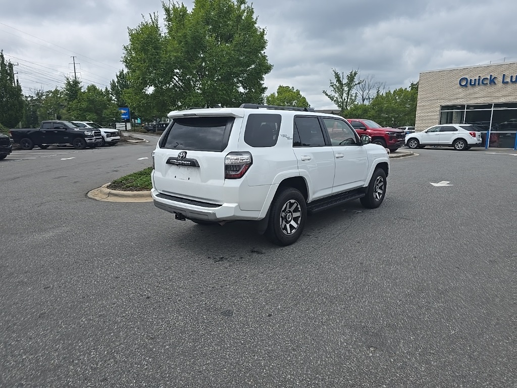 2024 Toyota 4Runner TRD Off-Road Premium photo 4
