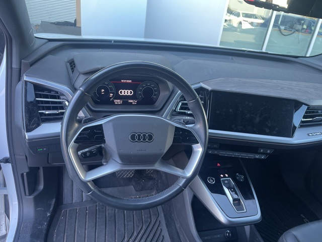 2024 Audi Q4 E-tron Premium photo 8