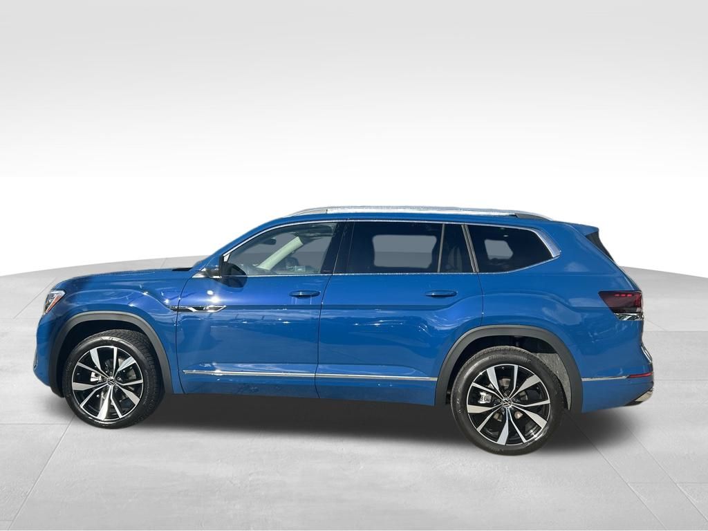 2026 Volkswagen Atlas SEL Premium R-Line photo 2