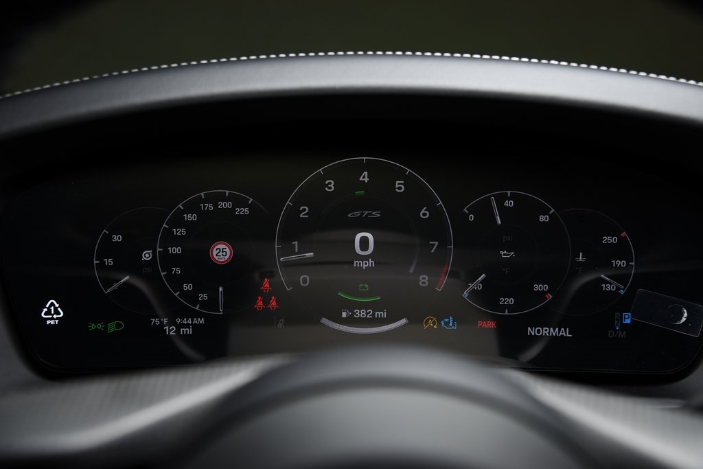 2026 Porsche 911 Coupe GTS photo 30