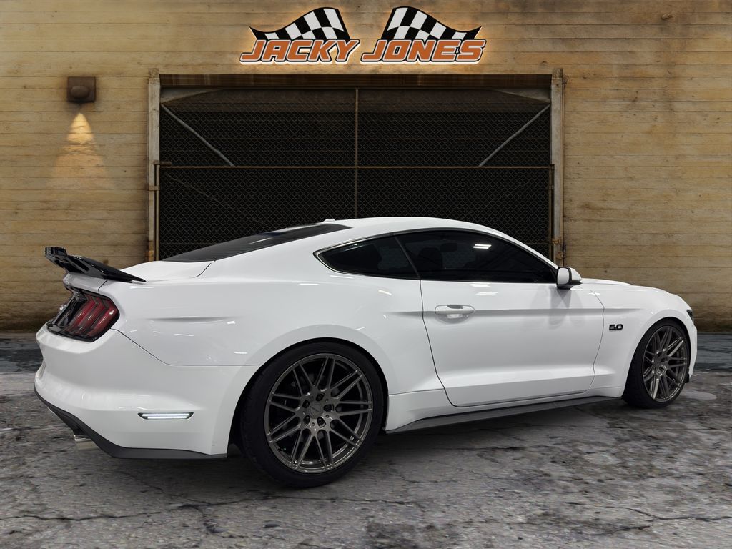 2016 Ford Mustang GT Premium photo 6