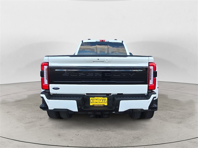 Image of Certified Pre-Owned 2025 Ford F-450SD Platinum