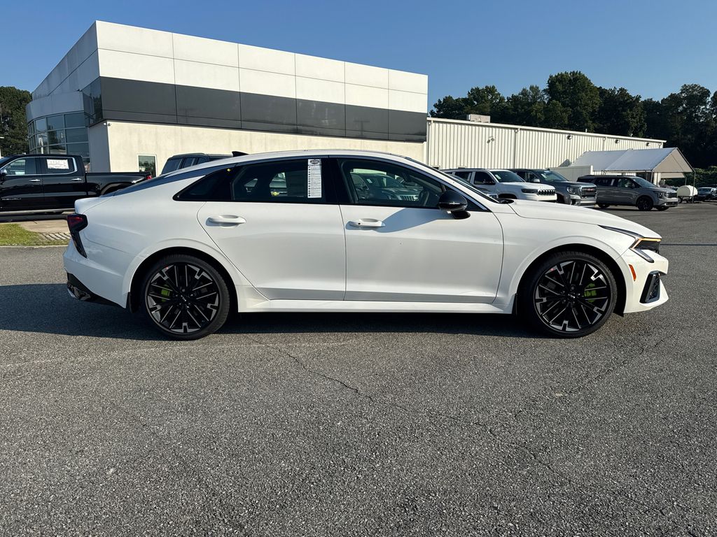 2026 Kia K5 GT photo 2