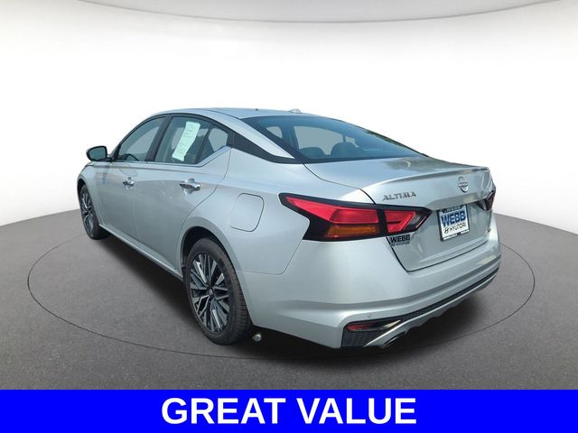 2023 Nissan Altima 2.5 SV photo 5
