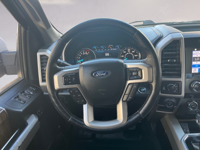 2019 Ford F-150 Lariat photo 12