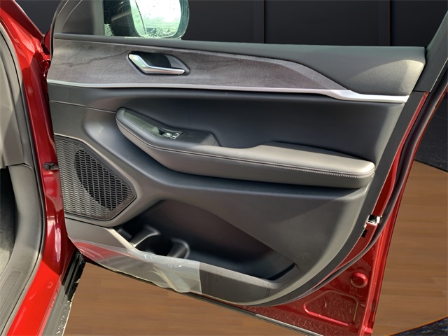 2025 Jeep Grand Cherokee Limited photo 32