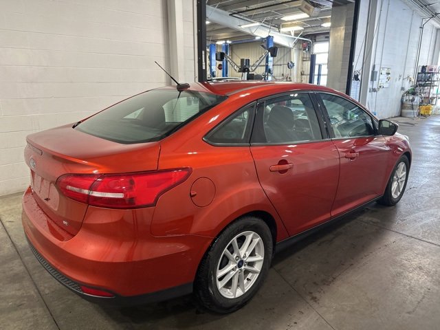 2018 Ford Focus SE photo 4