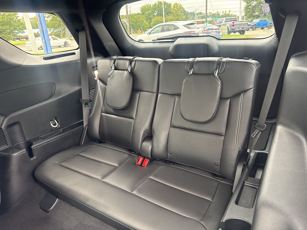 2023 Ford Explorer ST photo 35