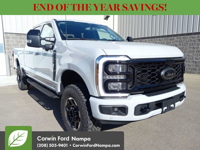 2026 Ford F-350 Super Duty Lariat's photo